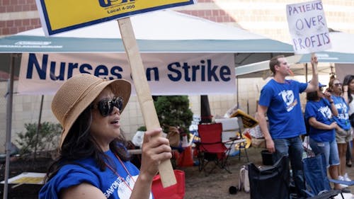 Robert Wood Johnson University Hospital (RWJUH) union nurses have nearly completed their fourth month of striking and have not had formal negotiation meetings with RWJUH since August.  – Photo by @steelworkers / twitter.com