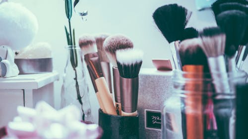If you're struggling to put together a last minute Halloween look or on a tight budget, try one of these makeup looks out instead. – Photo by Unsplash.com