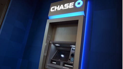 A new Chase ATM in the Rutgers Student Center charges non-Chase customers a $2 surcharge. Alternative ATM options are no longer available on campus. – Photo by Photo by Nelson Morales | The Daily Targum