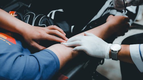 A key factor driving the current blood shortage is the impacts of the coronavirus disease (COVID-19) pandemic. – Photo by Nguyễn Hiệp / Unsplash