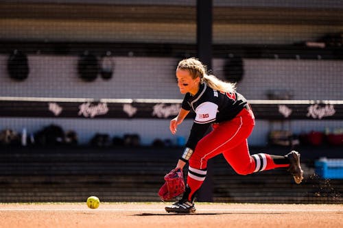 Senior infielder Payton Lincavage and the Rutgers softball team will look to extend their hot start to the team's Big Ten schedule when they take on Purdue this weekend at home. – Photo by ScarletKnights.com