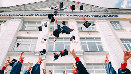 Feelings of depression after graduation are common, and people should not hesitate to reach out for help. – Photo by Vasily Koloda / Unsplash