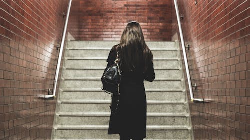 For many of us, confronting our feelings can be difficult and ghosting may seem like the easiest way out. But ultimately, ghosting results in more harm than good. – Photo by Filip Mroz / Unsplash.com