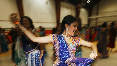 School of Arts and Sciences sophomore Dimple Shah performs
Friday to celebrate the Hindu festival, Navaratri. – Photo by Jovelle Abbey Tamayo