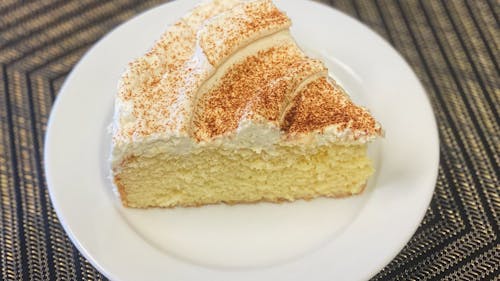 Bake your cake and eat it too with these simple but delicious recipes that are great for college students! – Photo by Kowalski's Markets / Faebook