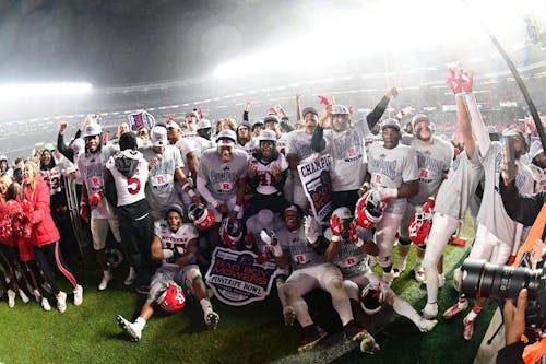 The Rutgers football team capped off its 2023 season after defeating Miami 31-24 in the Bad Boy Mowers Pinstripe Bowl on Thursday. – Photo by Ben Solomon/ scarletknights.com