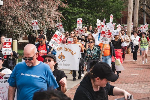 Many union demands have not been fulfilled, and momentum has diminished, indicating that the Rutgers faculty strike perhaps should not have been suspended. – Photo by Evan Leong