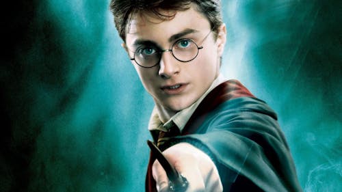 Daniel Radcliffe starred as the boy wizard for 10 years, and now HBO Max wants to renew the franchise for a TV reboot. – Photo by @Polygon / Twitter