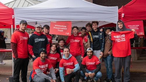 University students and alums volunteered for various community service projects as part of the Rutgers University Planning Association's (RUPA) spring Scarlet Day of Service. – Photo by @rutgersusca / Instagram