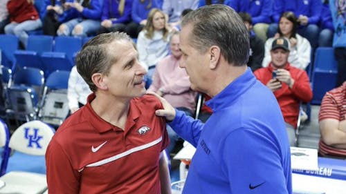 Now former Arkansas head coach Eric Musselman is heading to USC, and John Calipari is taking his place with the Razorbacks. – Photo by @TheCatsPause247 / X