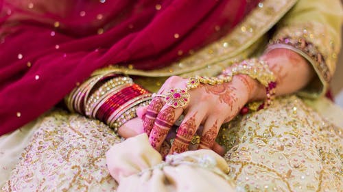 Marriage, and specifically weddings, look different globally. In many traditions, like those of Pakistani, Indian and Arab cultures, putting on henna is the norm.  – Photo by needpix