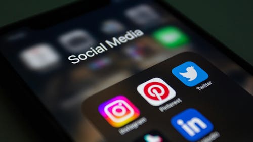 Instagram, X and many other social media apps are just as addictive as TikTok, which is currently in turmoil with the federal government. – Photo by Bastian Riccardi / pexels.com