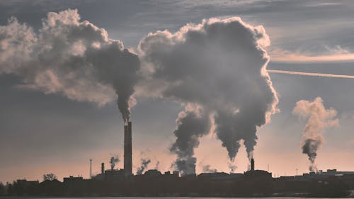 Rutgers was selected by the Environmental Protection Agency (EPA) as 1 of 24 entities awarded a grant to combat pollution in local communities. – Photo by Maxim Tolchinsky / Unsplash