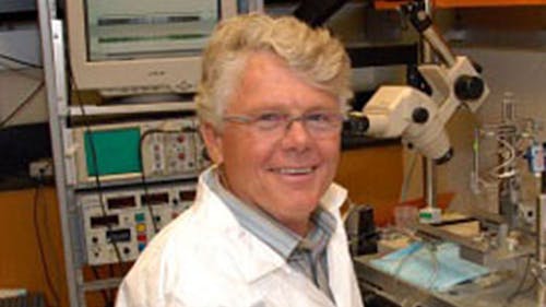 Gary Aston-James, the director of the Brain Health Institute and co-author of the study, said he manipulated drug-seeking patterns in his research to measure certain neurons' effect on the urge to take drugs. – Photo by Rutgers.edu