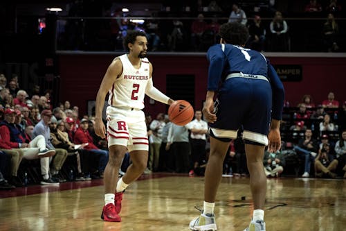 Fifth-year guard Noah Fernandes displayed perfect free throw shooting and stout on-ball defense in the Rutgers men's basketball team's win over Saint Peter's. – Photo by Leigh Lustig