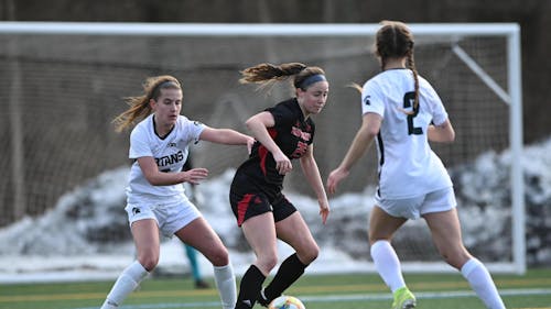 Junior midfielder Sara Brocious and the No. 4 Rutgers women's soccer team will have the chance on Thursday to be the first team in women's college soccer this season to reach 10 wins. – Photo by Ben Solomon / Scarletknights