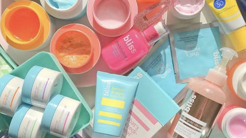 With so many brands on the market, it can be hard to know where to start! So, be sure to do your research and try to find brands that are certified clean, like Bliss Skincare. – Photo by Bliss / Instagram 