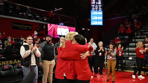 First-year head coach Coquese Washington earned her first Big Ten victory for Rutgers women's basketball in front of Hall of Fame coach Theresa Grentz. – Photo by @RutgersWBB / Twitter