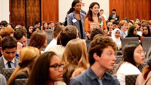 Students ask questions at the Rutgers University Model United Nations conference at the Hyatt Regency Hotel. – Photo by Photo by Sabrina Szteinbaum | The Daily Targum