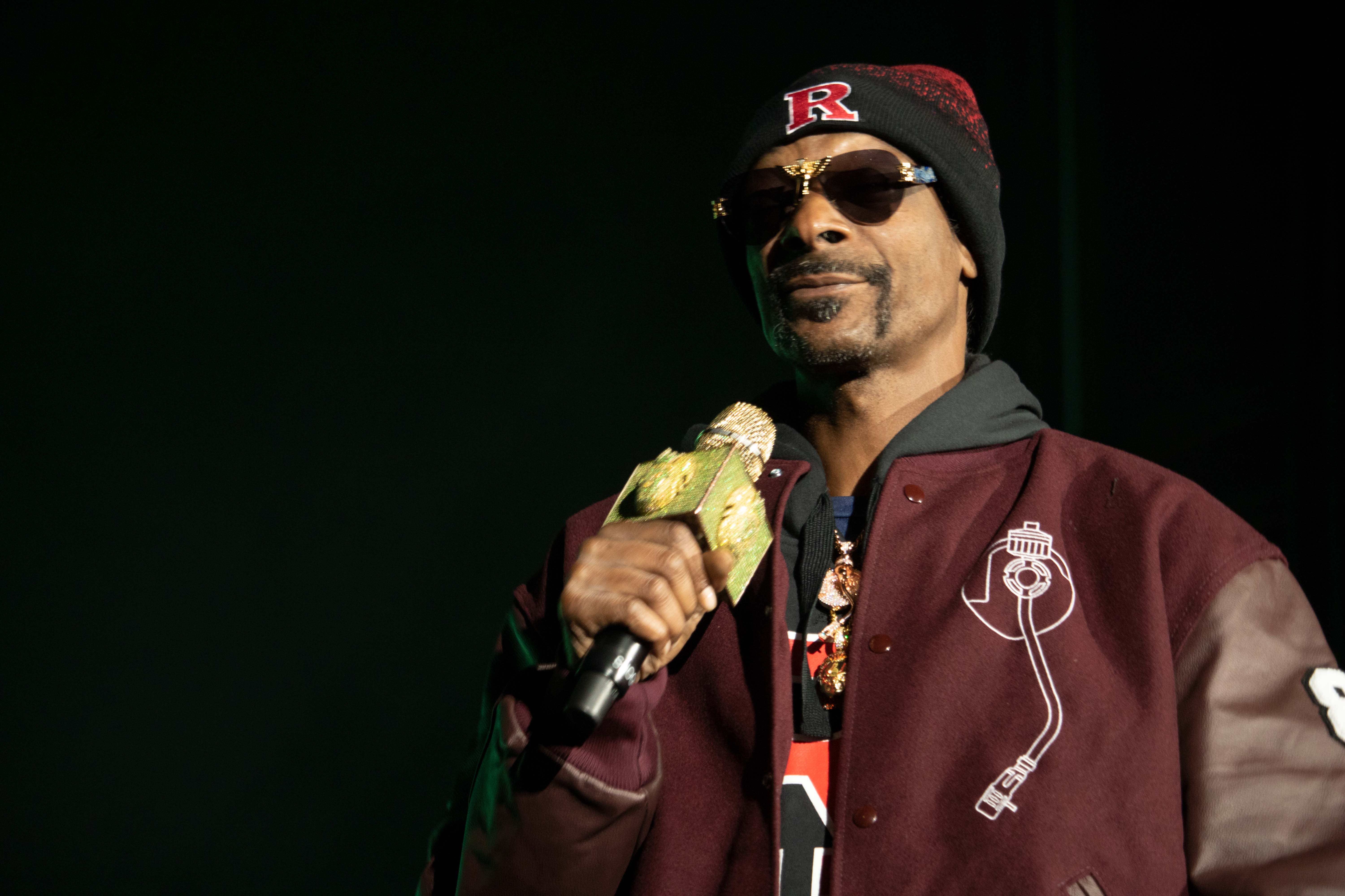 Snoop Dogg to headline concert honoring Rutgers University class of 2020,  2021 - ABC7 New York