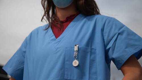 Unionized nurses at Robert Wood Johnson University Hospital (RWJUH) began a labor strike on Friday following three months of negotiations for improvements in their contracts. – Photo by MedicAlert UK / Unsplash