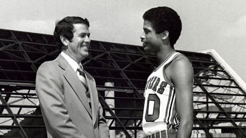 The Rutgers men's basketball program mourns the loss of Tom Young, the winningest coach in program history who led program legends and future head coaches like Eddie Jordan. – Photo by Scarletknights.com