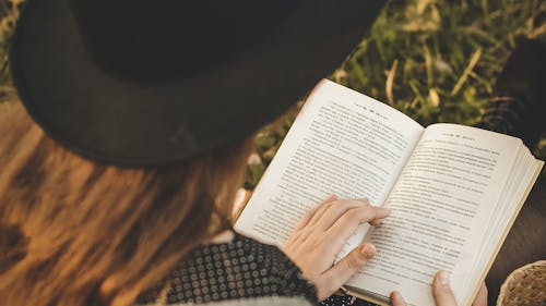 If you're looking for books to add to your fall reading list, look no further than these mysterious page-turners. – Photo by Kateryna Hilznitsova / Unsplash