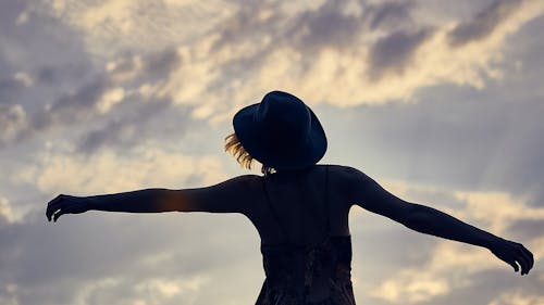 In our society, many of us struggle with the feeling of needing to have it all figured out. But, if we want to be our most authentic selves, we must be ok with letting go of our expectations of ourselves. – Photo by Unsplash.com