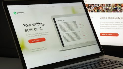 Software such as Grammarly helps users craft the best possible writing, but is AI usage becoming too prevalent in human writing? – Photo by Jarrod Partridge / Linkedin.com