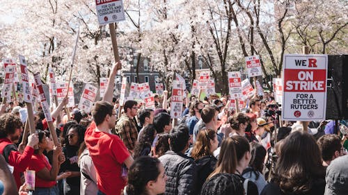 If Rutgers administration does not follow through on promises outlined in the agreed framework, could faculty union members and students return to the picket line? – Photo by Evan Leong