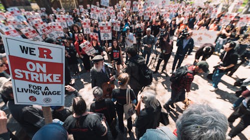 Teaching faculty working under the new contract that was agreed upon in the aftermath of the labor strike in April shared their views with The Daily Targum on how the contract has changed working conditions on campus. – Photo by Evan Leong